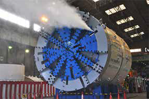 画像：親子シールド機（DO-Jet噴射の様子）