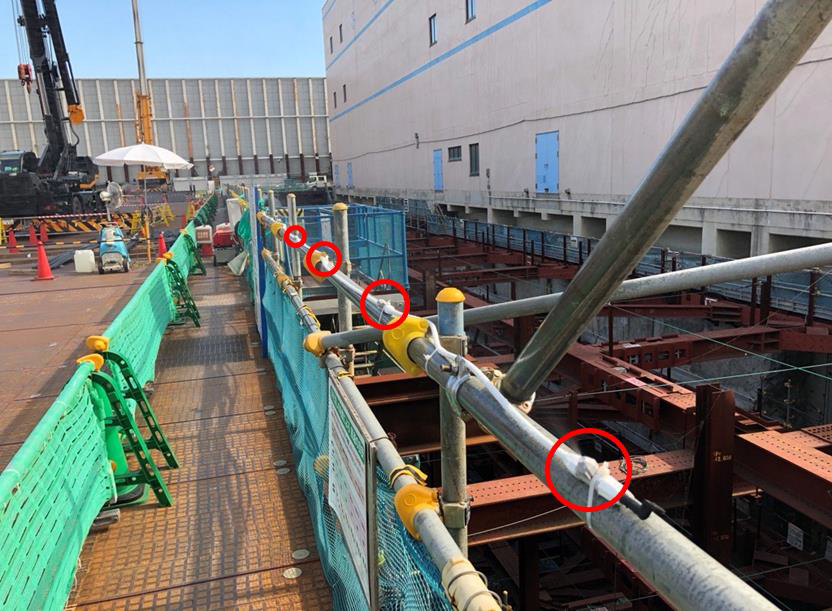 写真：ミストシャワー設置状況