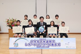 新聞部門
